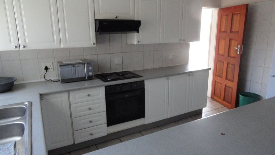 To Let 1 Bedroom Property for Rent in Potchefstroom North West